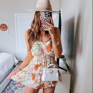 NWOT FLORAL ROMPER